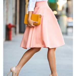 beautiful midi skirt / knee length